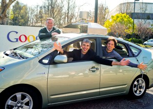 Larry Page przejmuje stery Google'a