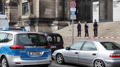 Niemcy: policjant postrzelił mężczyznę w berlińskiej katedrze