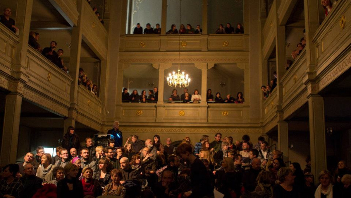 Już po raz XIII w Ostrowie Wielkopolskim zostanie zorganizowany Ogólnopolski Festiwal Teatrów Niezależnych. Impreza odbędzie się w dniach od 17 do 20 maja 2012 roku.