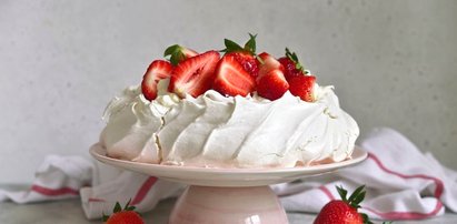 Tort bezowy z mascarpone – prosty i sprawdzony przepis