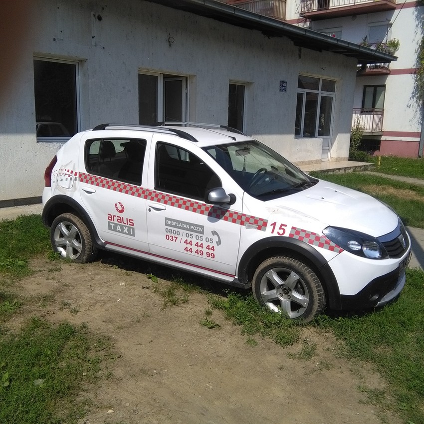 Gume verovatno izbušene šilom