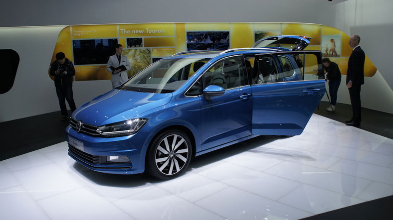 Genewa 2015 Volkswagen Touran Przyjaciel rodziny