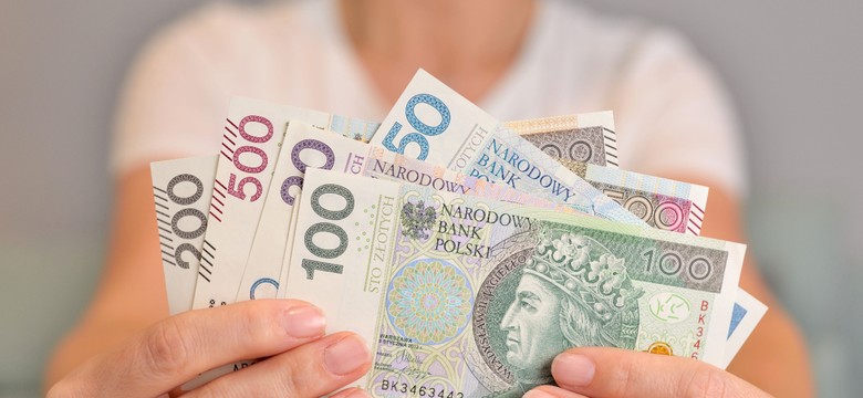 Renta wdowia z ZUS i KRUS 2025. Dla kogo? Ile będzie wynosić? Kiedy wypłata? Jak i gdzie złożyć wniosek?