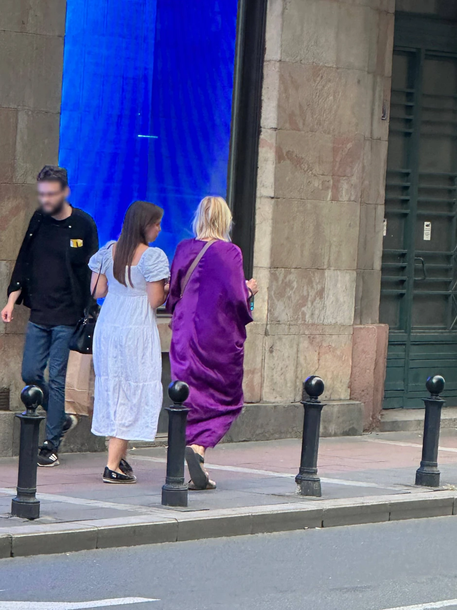 Uhvatili smo Anu Divac u centu Beograda sa ćerkom