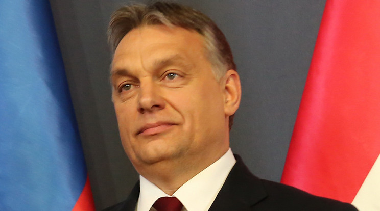Napi öt perc ima Orbán Viktorért /Fotó: Fuszek Gábor