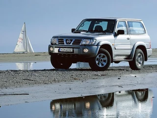 Nissan Patrol z 1994 roku.