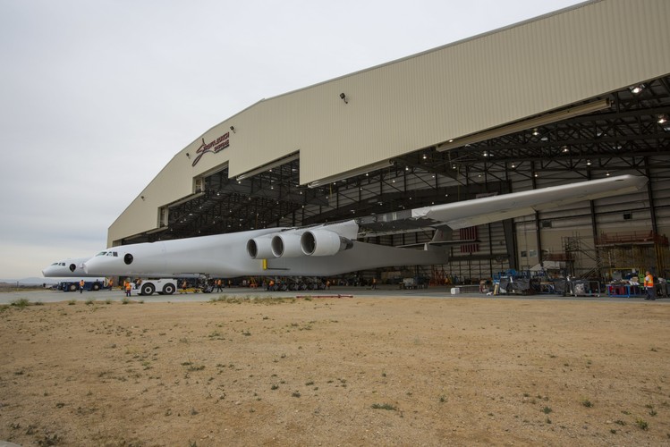Prezentacja Stratolaunch na lotnisku Mojave Air and Space Port w Kalifornii w USA <br><br>fot. EPA/STRATOLAUNCH SYSTEMS CORP.