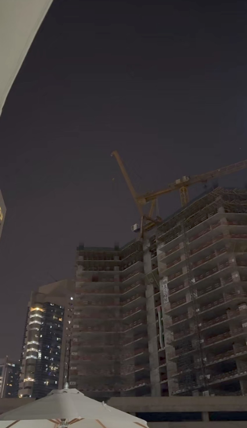 Bivša zadrugarka u lajvu snimila napad na Dubai, zaglavljena u Emiratima: "Jao, ljudi, opet je puklo"