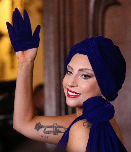 Lady Gaga w eleganckiej odsłonie
