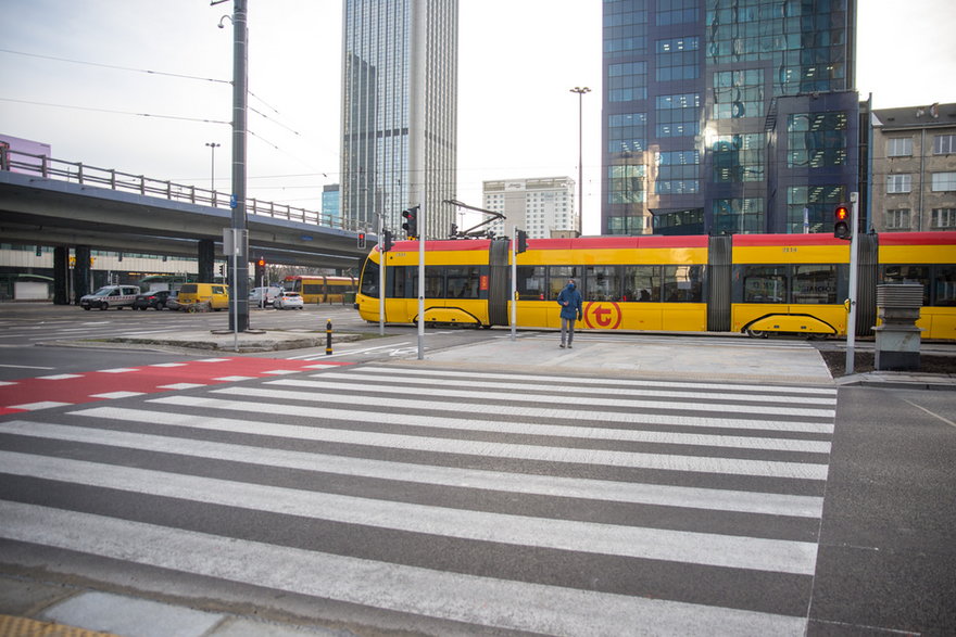 Nowe przejścia dla pieszych na rondzie Czterdziestolatka