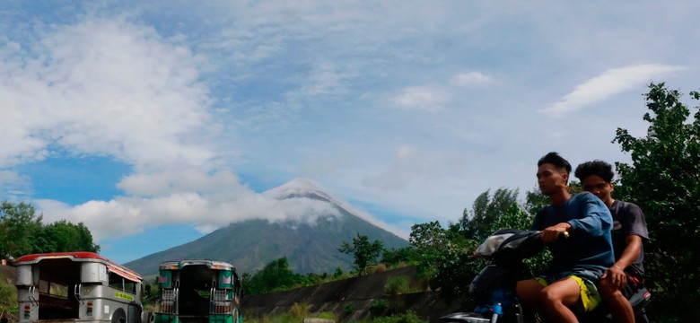 Erupcja wulkanu Mayon. Ewakuowano ponad 12 tysięcy osób