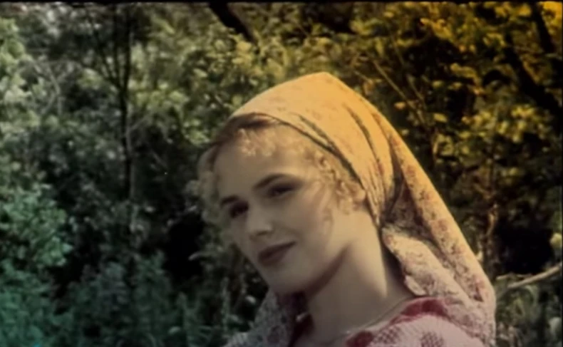 Olivera Balašević u seriji "Pop Ćira i pop Spira"