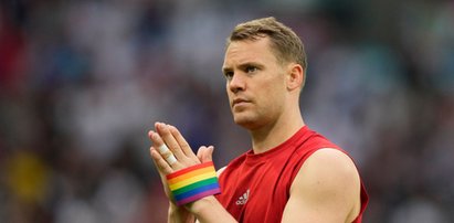 Euro 2020. Manuel Neuer od początku turnieju bronił z tęczową opaską. Wyjaśnia, dlaczego wspiera środowisko LGBT