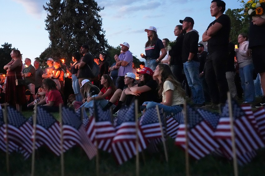 Bdenje za Čarlija Kirka u Juti 12. septembra