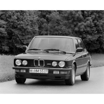 BMW e28 M5