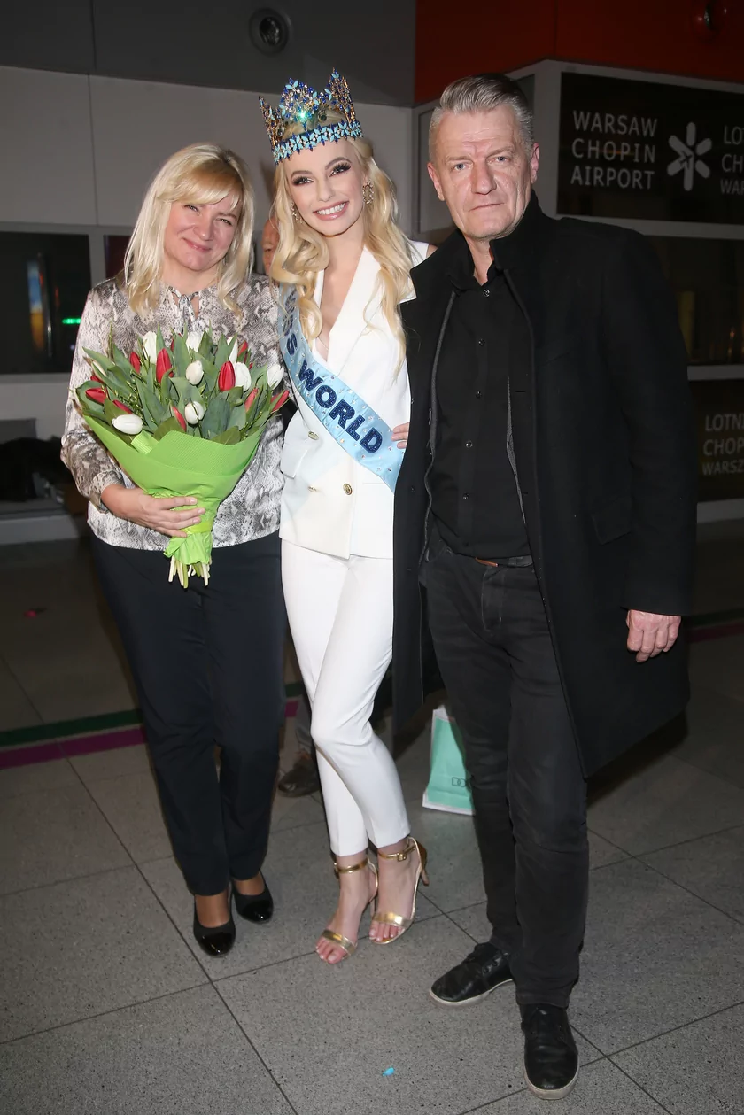 ♔ The Official Thread Of Miss World 2021 ® Karolina Bielawska of Poland ♔ - Page 2 6LUk9kuTURBXy85OTI2OGJjYS1hYjdlLTQ5NGEtYjI1Zi01Y2Y5ZDA2MzQzMGEuanBlZ5GTAs0DSM0E64KhMAWhMQE