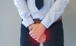 Coraz częstszy 'męski' nowotwór. Niepokojące prognozy