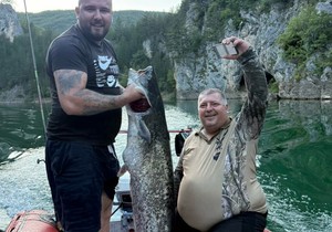 Som od 30 kilograma upecan u jezeru Otilovići kod Pljevalja
