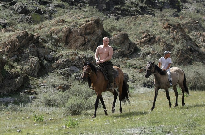 Vladimir Putin na konju 