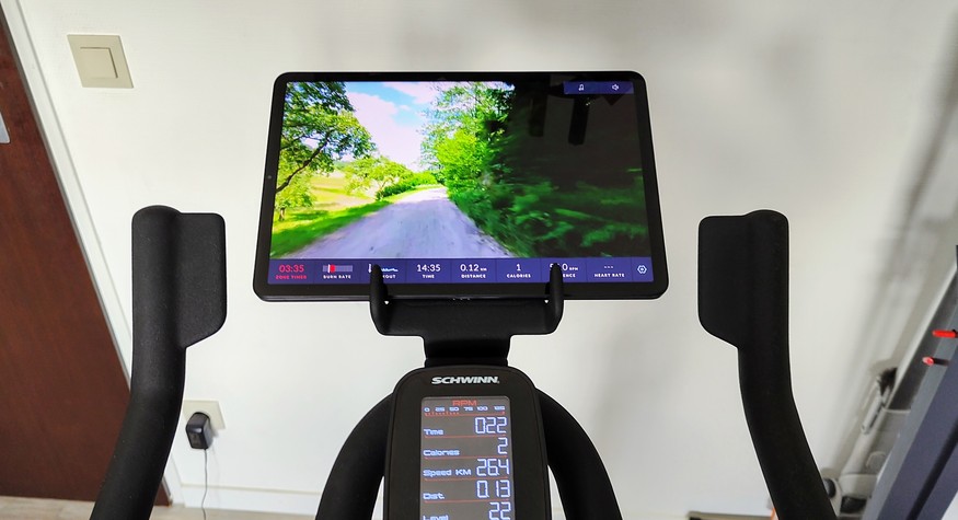 Alternative zu Peloton: Indoor Cycle Schwinn Speedbike 800 IC im Test |  TechStage