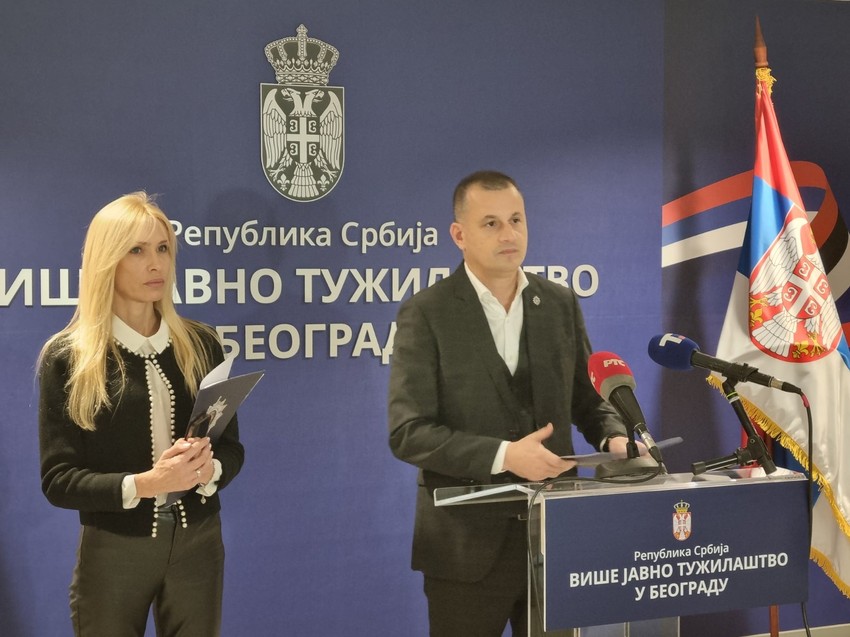 Nenad Stefanović sa saradnicom