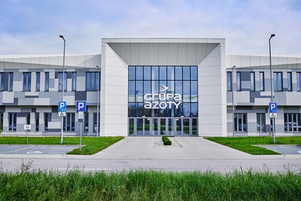 Co się dzieje w Grupie Azoty Puławy? Związki zawodowe proszą premiera o "natychmiastową interwencję"