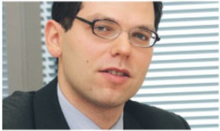 Jak odliczać VAT z tytułu importu przez agencję celną