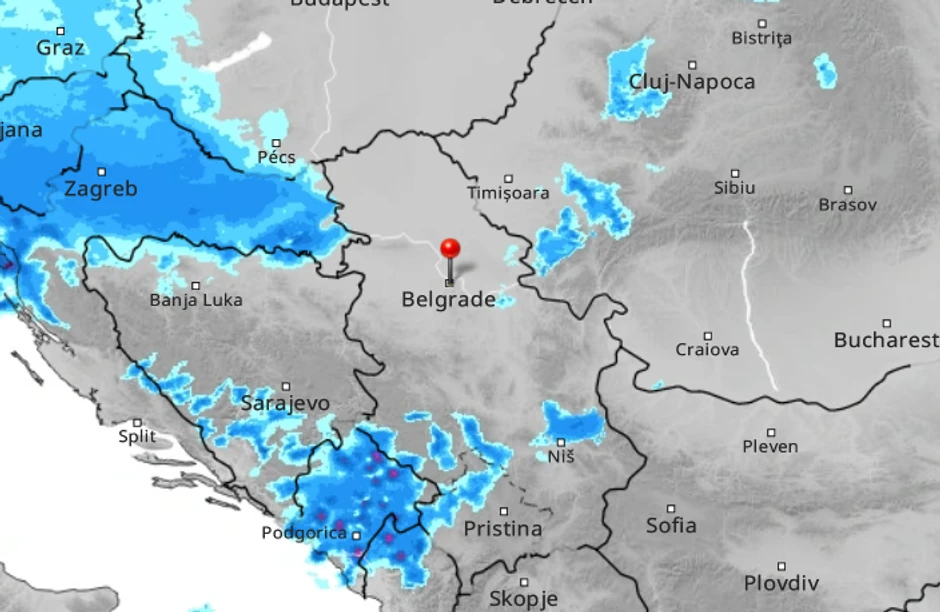 U toku noći, oko 23 sata, širi se i na ostale delove Srbije