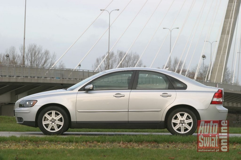 Volvo S40