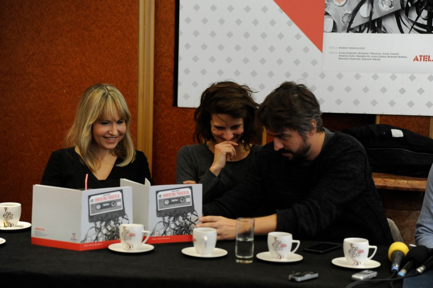 Anica Dobra, Sonja Kolačarić, Branislav Trifunović juče u Ateljeu 212