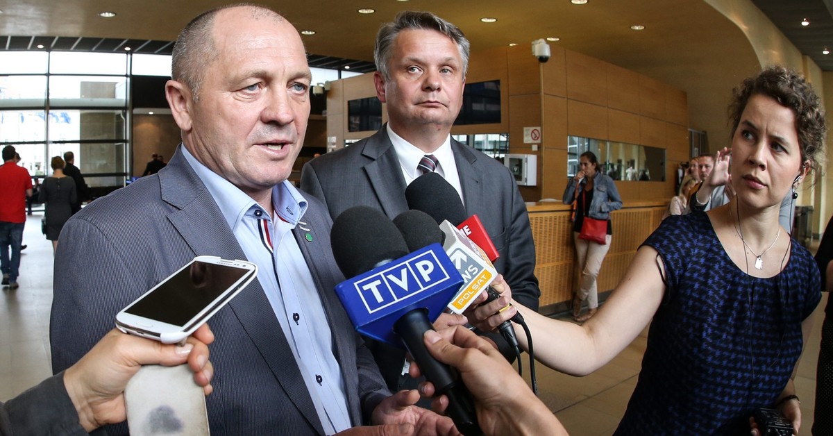 Sawicki po unijnych rozmowach. Błaszczak Po raz kolejny nieudolny