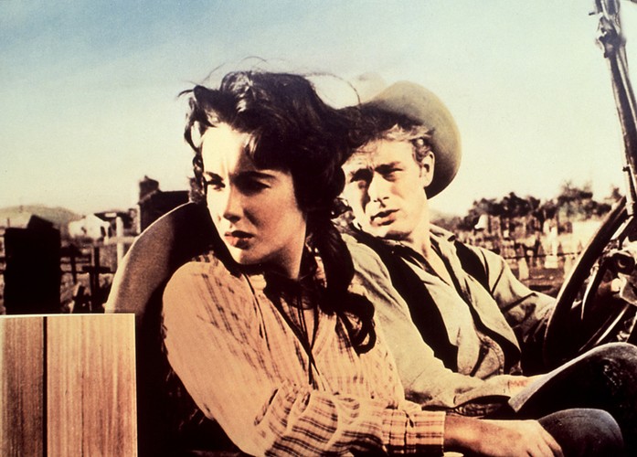 James Dean i Elizabeth Taylor w filmie 'Olbrzym'