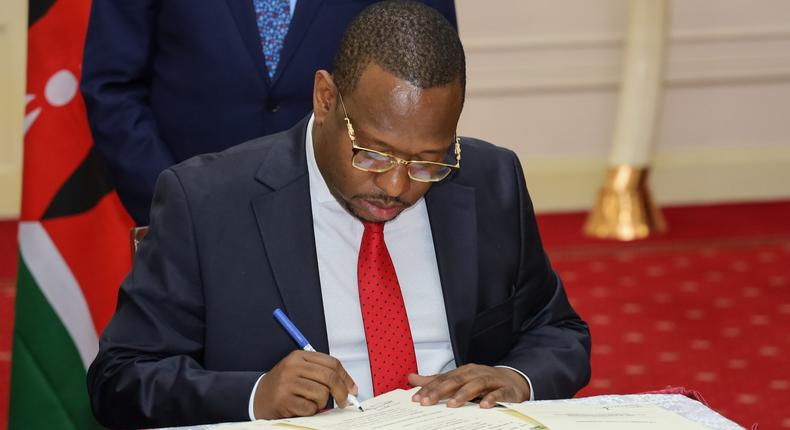 Nairobi Governor Mike Sonko finally assents to County Supplementary Appropriation Bill after weeks of stalemate