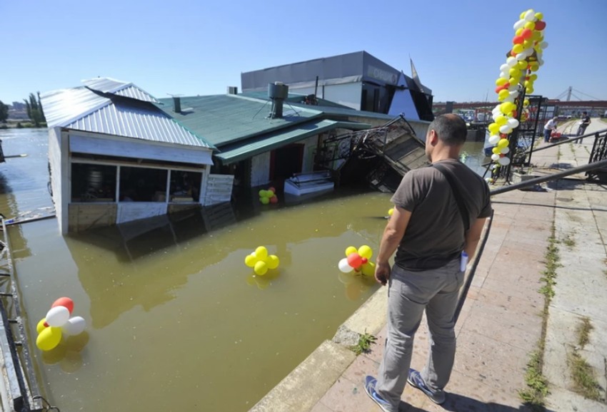 Splav "Mala Kolubara"