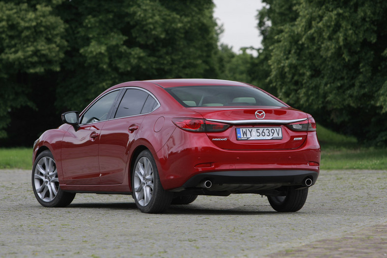 Mazda 6 2.0: wszystkim się podoba - test długodystansowy