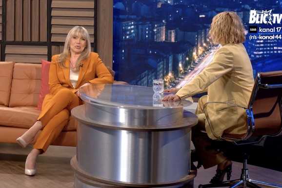 "REKLI SU DA MI JE SALE TAKO POSLAO UTEHU" Suzana Jovanović na ivici suza o pokojnom Saši Popoviću, unuci Marti i sinu, evo kako su se stvarno slagali