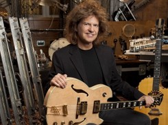 Pat Metheny i jego piękne gitary