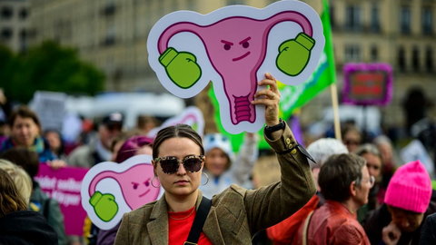 Aborcja w Niemczech jest możliwa, choć jest przestępstwem. Wyjaśniamy, jak to wygląda