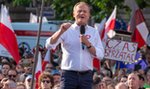 "Prezes ma pełne gacie". Tak Donald Tusk wyśmiał Jarosława Kaczyńskiego na wiecu w Poznaniu