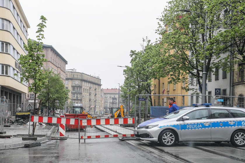 Utrudnienia w Krakowie. Drogowcy zamykają Aleje Trzech Wieszczów