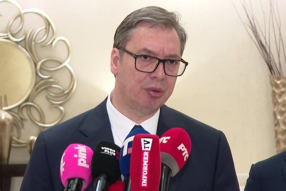 "VEČERAS ĆU DA MOLIM ZA TO, PONEO SAM PISMO ZA URSULU..." Vučić iz CG: "To nam je mnogo važno"