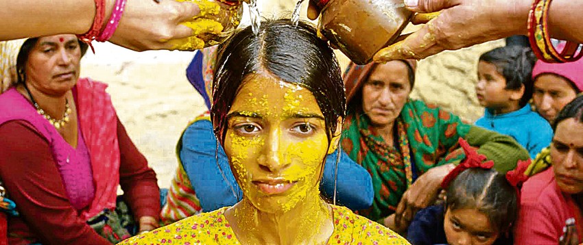 Scena iz filma "Zemlja bogova"