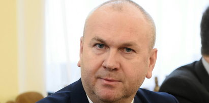 Prokurator: Były szef CBA z zarzutem wyłudzenia zwrotu podatku VAT. Paweł Wojtunik: To bzdura!