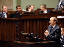 Rząd: Poradziliśmy sobie z powodzią