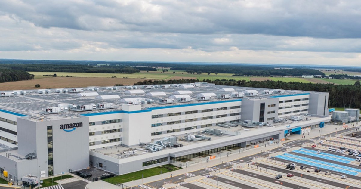Amazon Fulfillment Poland z tytułem Top Employer 2022 GazetaPrawna.pl