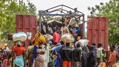 5,000 households relocates, receives ₦35,000 to avert flood disasters in North West states (Credit: MSF)