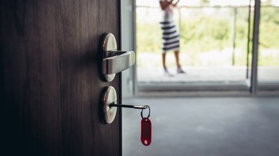 Długo nie nacieszyliśmy się większymi mieszkaniami. Metraż nowych lokali może znów spadać