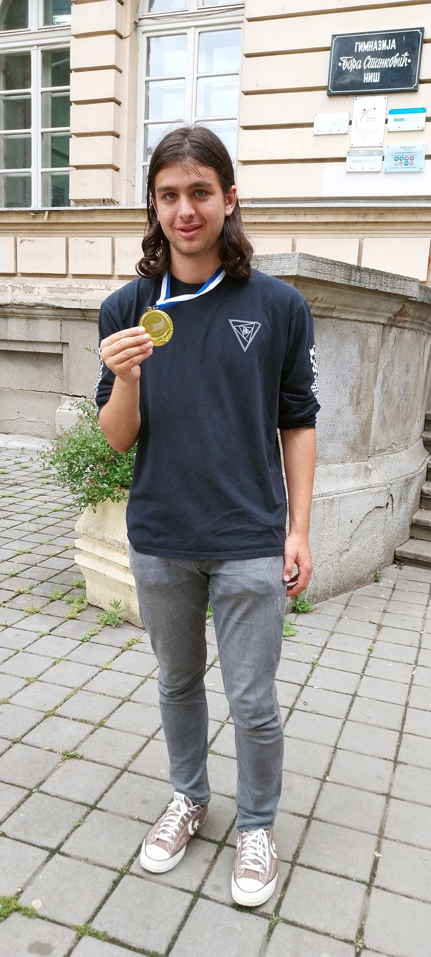 Dimitrije filozofiju zavoleo kraj majke koja je profesor filozofije