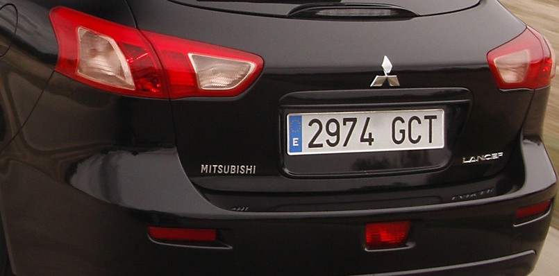 Sportowy pazur mitsubishi