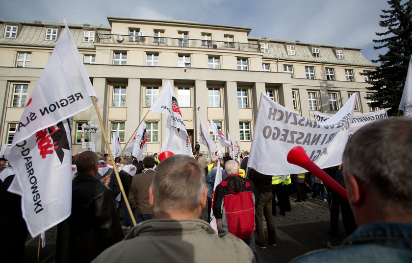 Kompania Węglowa przedstawiła projekt porozumienia związkowcom 